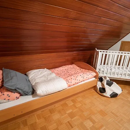 Tina With Seasonal Pool Апартаменты