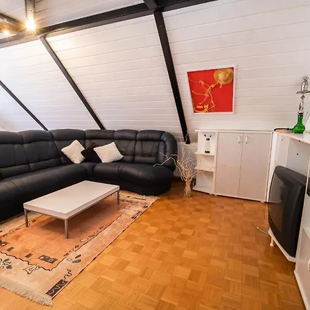 Апартаменты Tina With Seasonal Pool