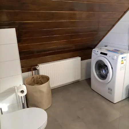 Tina With Seasonal Pool