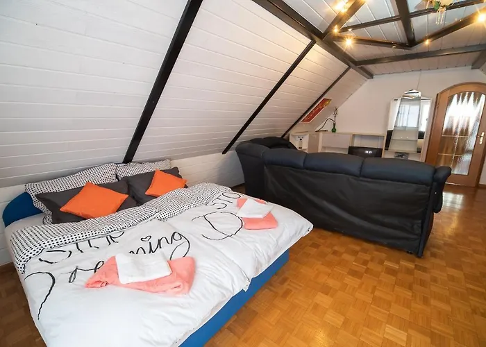 Tina With Seasonal Pool 公寓 *